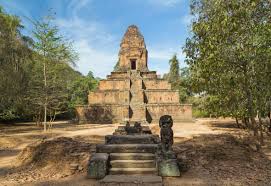 Baksei Chamkrong Temple